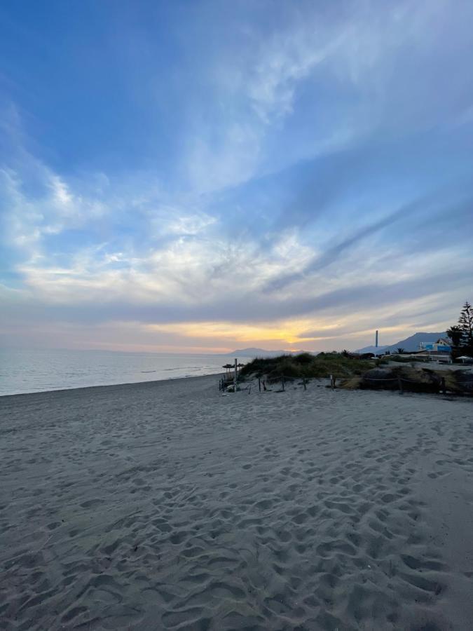 Apartamento Romana Playa Marbella Bagian luar foto