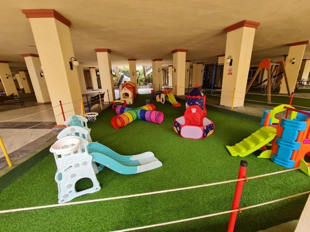 Apartamento Romana Playa Marbella Bagian luar foto